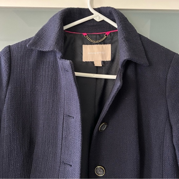 Gorgeous Banana Republic navy overcoat - Picture 3 of 10